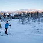 Fell Centre Kiilopaeae, Niilanpaeae فندق 2*