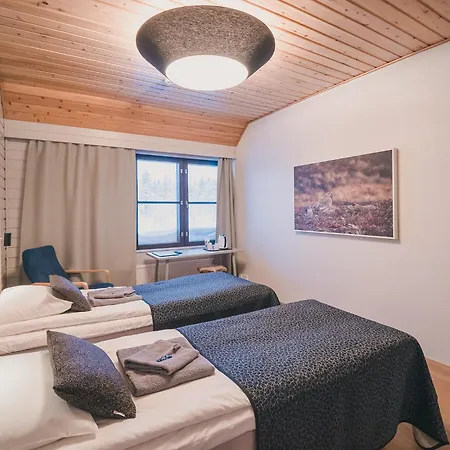 펠 센터 킬로파 호텔리 닐란파 2*