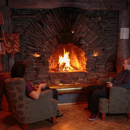 펠 센터 킬로파 호텔리 닐란파 2* 사리셀카