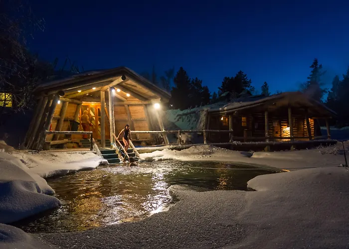 フェル センター キーロパー, ホテリ ニーランパー