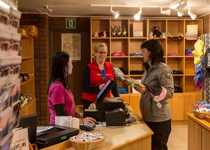 フェル センター キーロパー, ホテリ ニーランパー